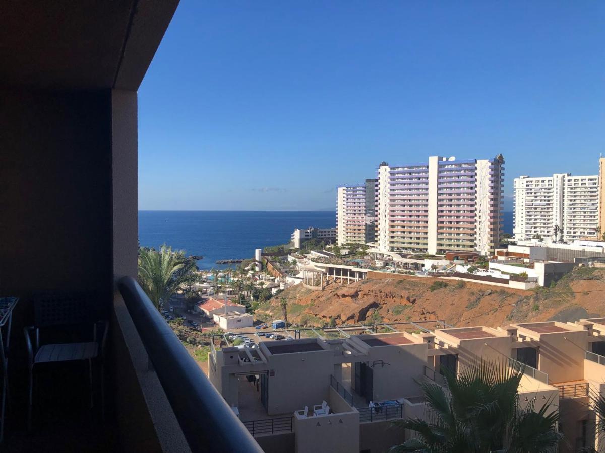 2 Bedroom With Parking, Wifi, Views & Heated Pool Playa Paraiso  Kültér fotó