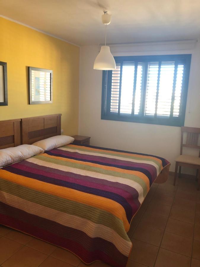 2 Bedroom With Parking, Wifi, Views & Heated Pool Playa Paraiso  Kültér fotó